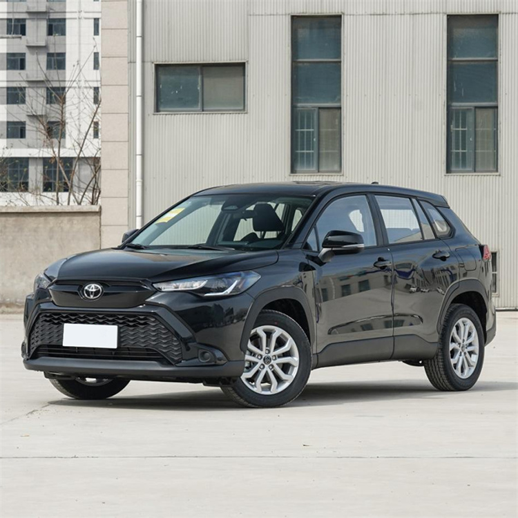 Toyota Frontlander бензиновый внедорожник